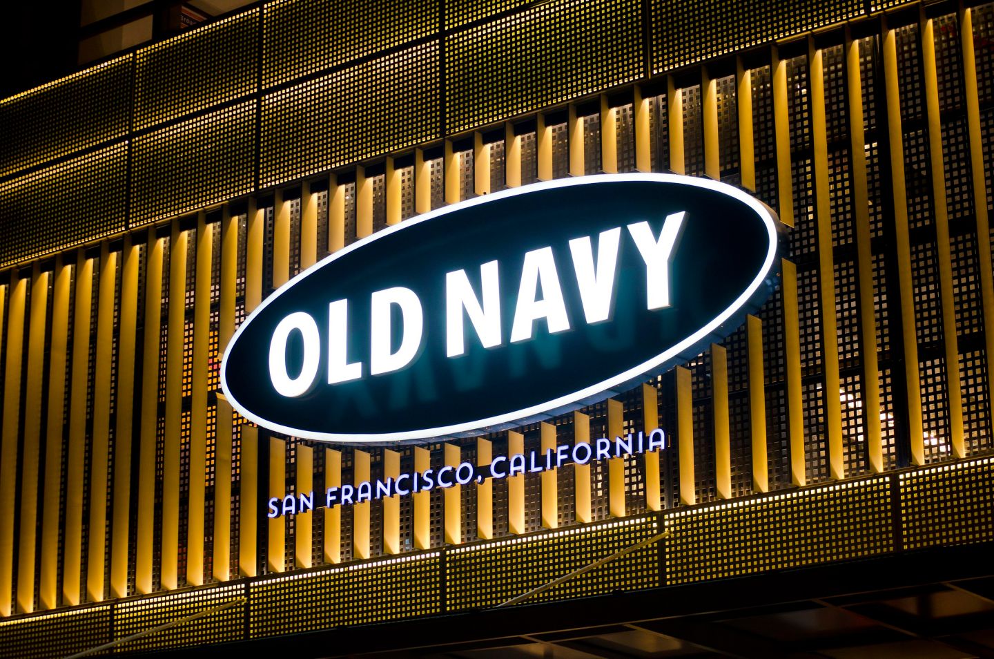 storefront of old navy with logo